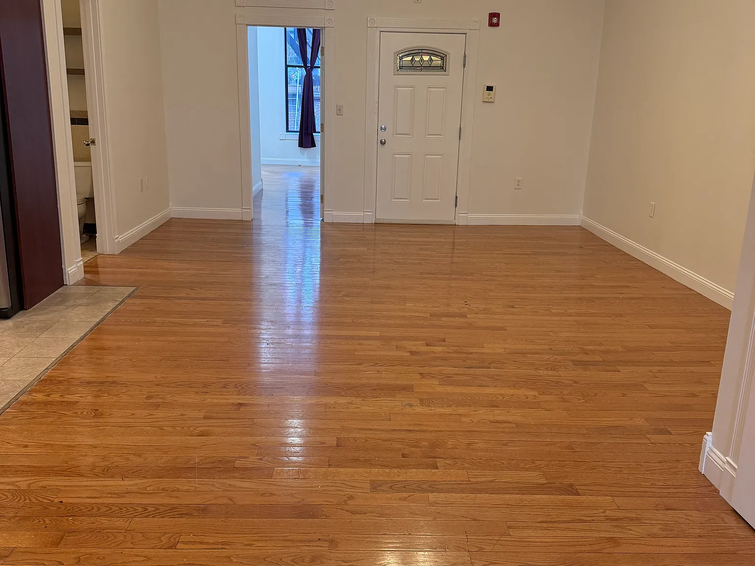 2 bed, 2.0 bath, 1200 sqft, $4,400 — Photo 4
