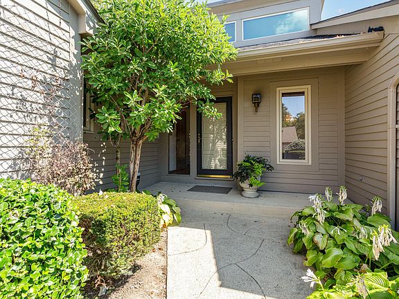 3rd image of 5144 Deerskin Dr