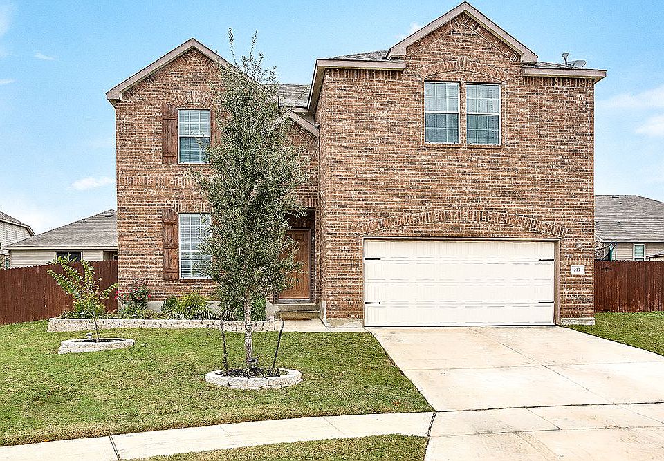 1st image of 213 Stirrup Dr