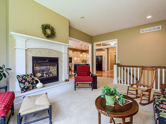5th image of 2194 N Greenstone Dr SE
