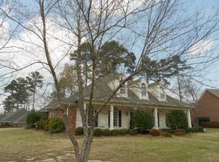 523 Ridge Cir, Brandon, MS 39047