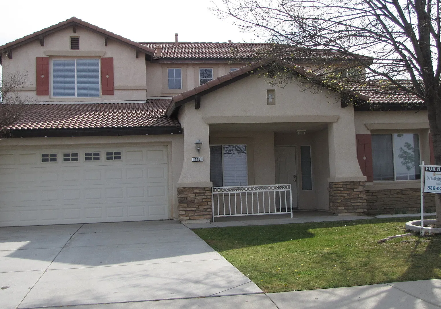 Great Home Southwest Lots of Room! — Photo 1