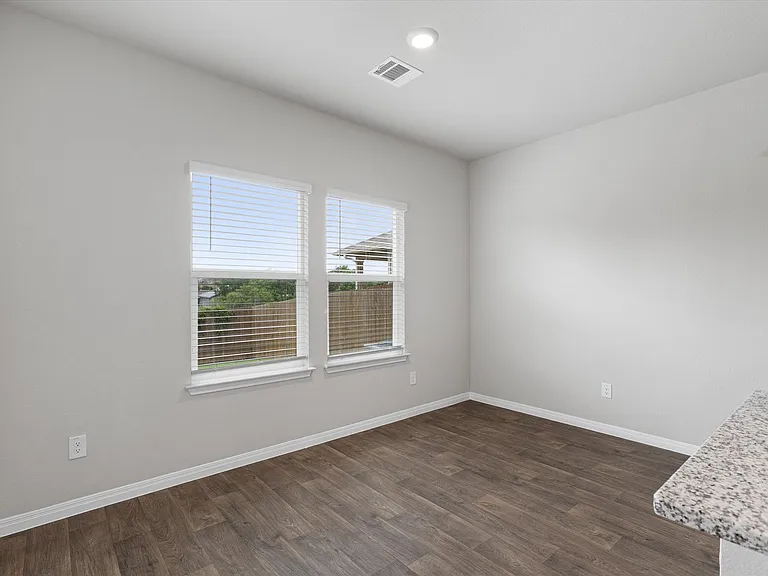 493 Apache Plum Dr — Photo 17
