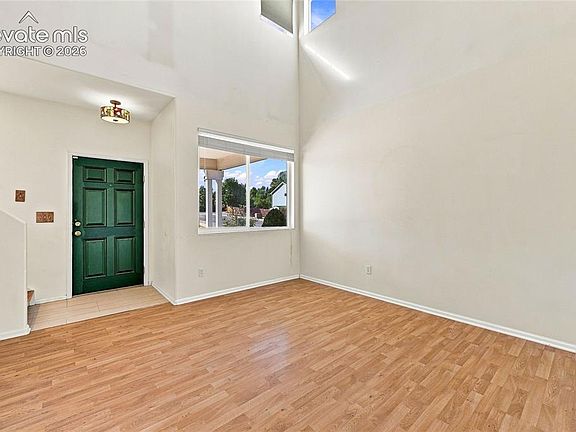5th image of 739 Prairie Star Cir
