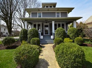 565 S Main St, Naperville, IL 60540