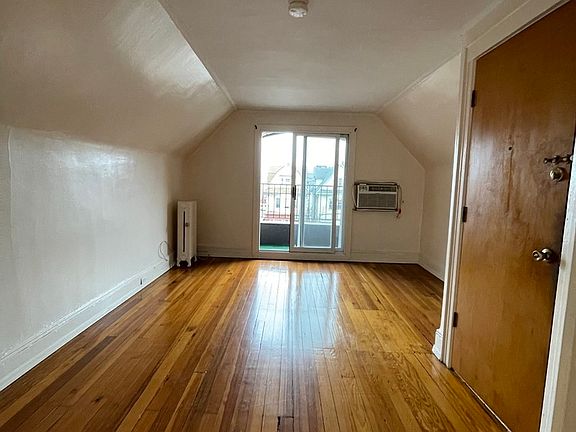 4th image of 1114 Avenue P #3A