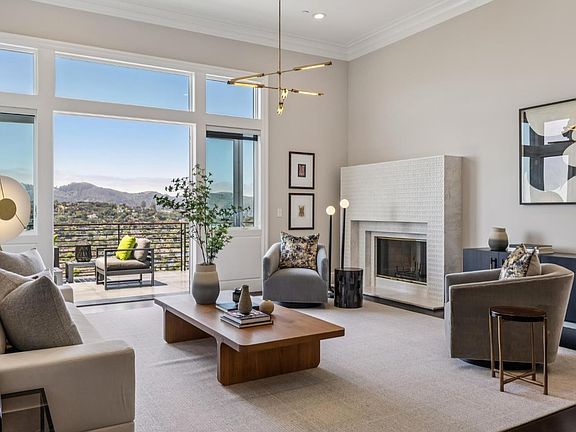 3rd image of 1808 Lagoon View Drive