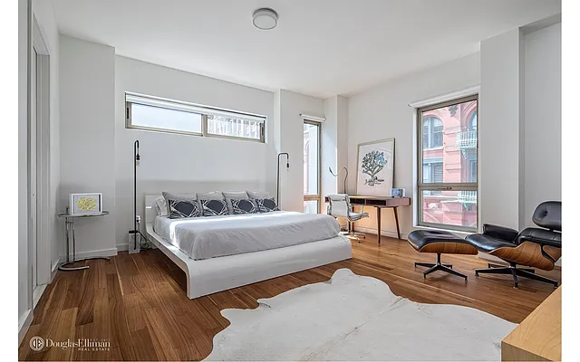 Rented by Douglas Elliman | media 14