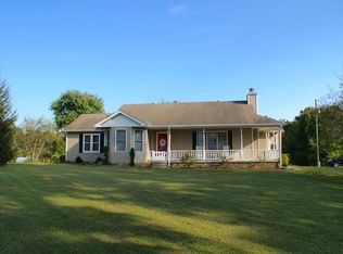 355 Tidwell Cemetery Rd, Murray, KY 42071