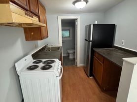 120 Main St., 8