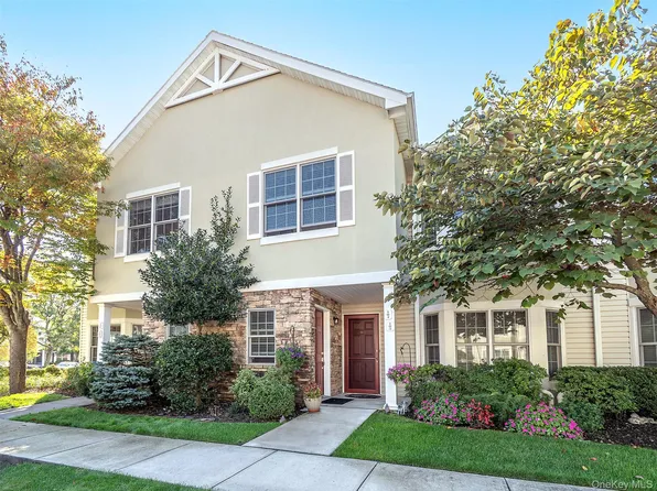 103 Pond View Drive, Port Washington, NY 11050