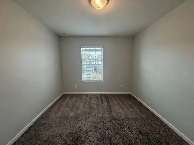 5215 Maynard Hill Dr — Photo 26
