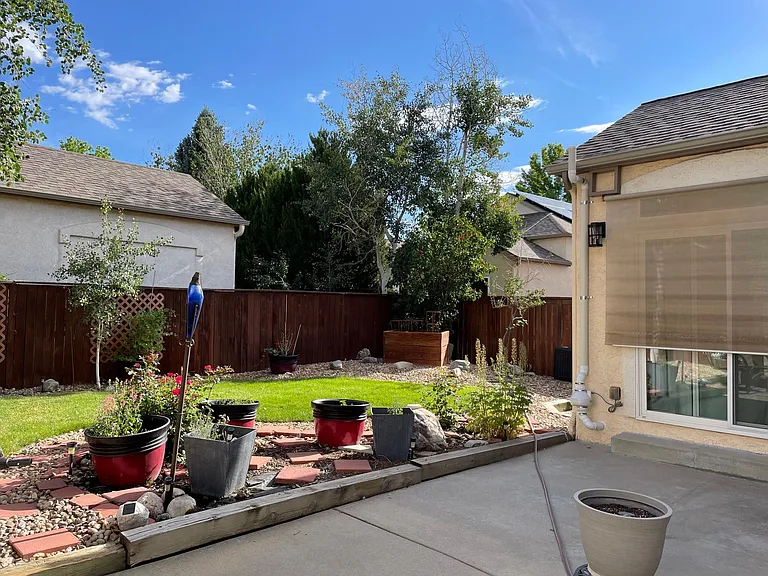 705 Club Pl — Photo 8