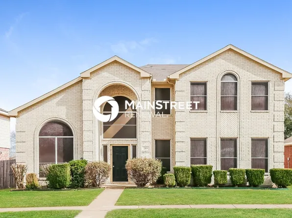 219 N Waterford Oaks Dr, Cedar Hill, TX 75104