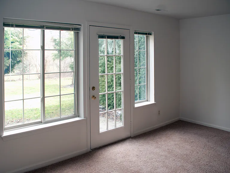 32 Lilac Dr — Photo 8