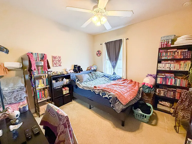 2946 SW 35th Pl #41 — Photo 10