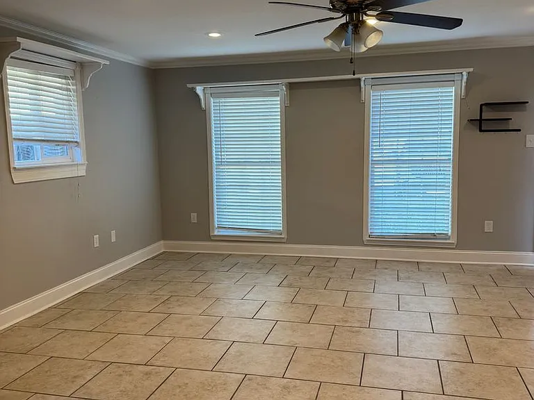 582 Jennifer Jean Dr — Photo 5
