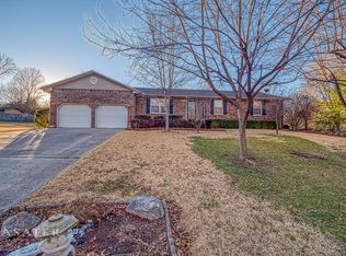 302 Tamarind St, Harrison, AR 72601