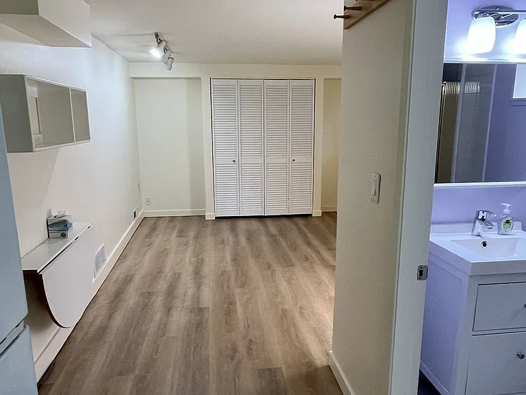 10417 8th Ave NE #B — Photo 15