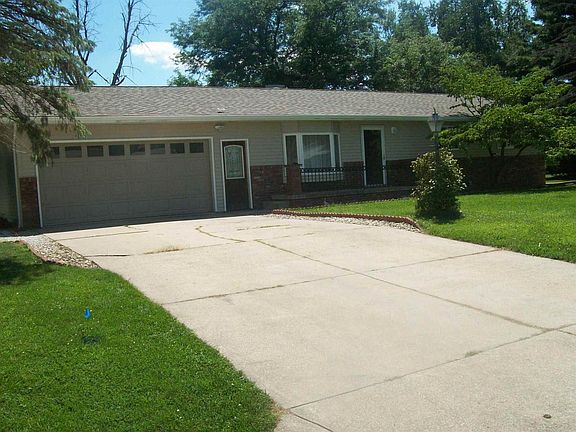 3rd image of 1710 Mayfield Dr