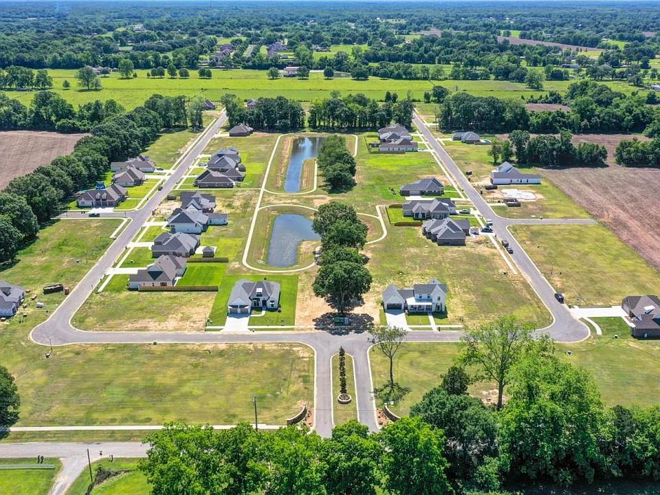 1st image of 109 Hedgeworth Ct