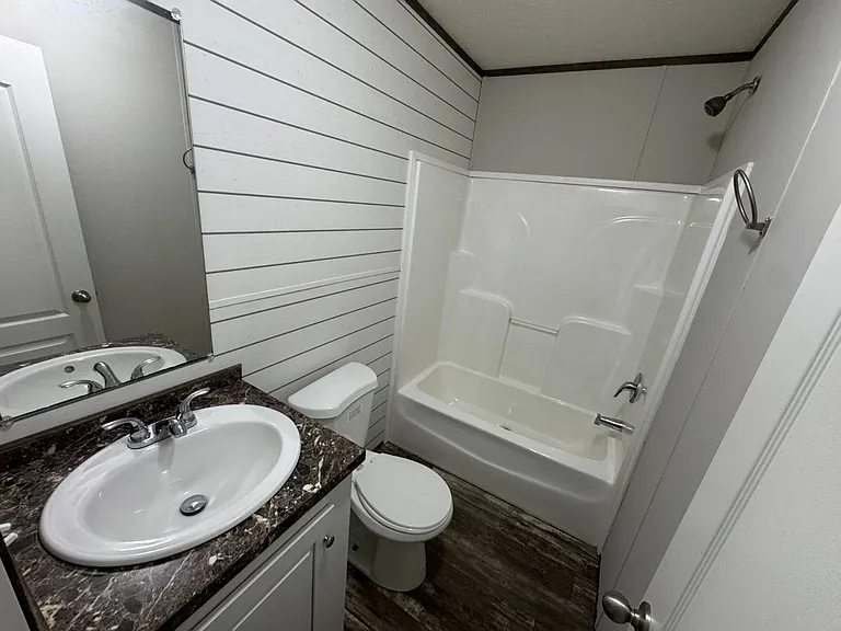 242 Wallingford Dr — Photo 12