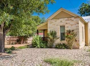 216 Starkey St, Kerrville, TX 78028