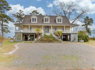 756 Whites Creek Ln, Diggs, VA 23045