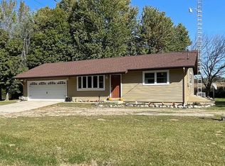 6769 N Watervliet Rd, Watervliet, MI 49098