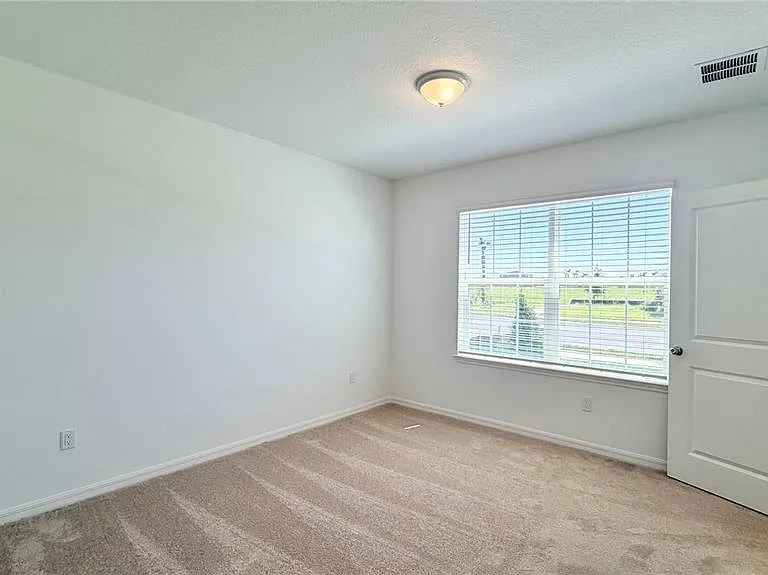 5694 Enchanted Meadow Aly #A — Photo 10