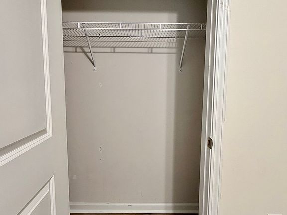4th image of 130 Sweetfern Ln