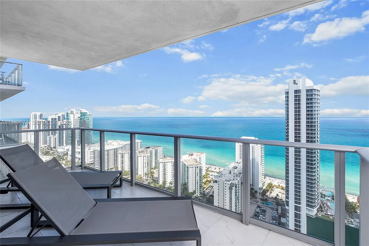 Building Photo - 4010 S Ocean Dr #T3609