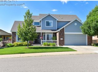 890 Crabapple Dr, Loveland, CO 80538