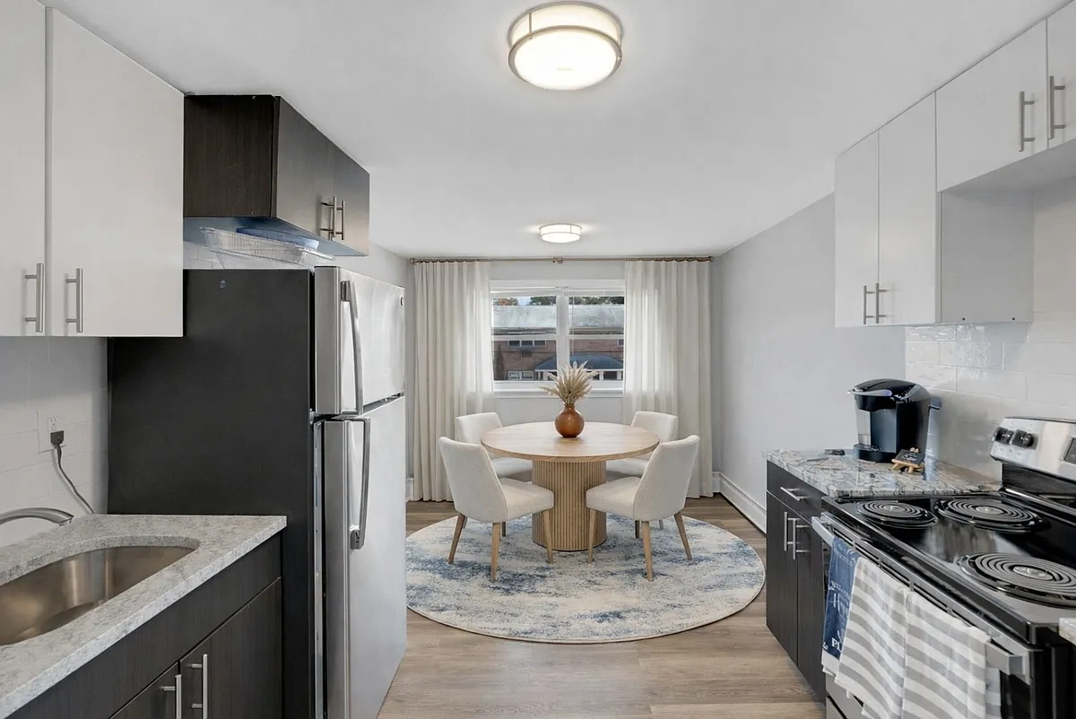 Welcome to Willow Pointe Apartments, where modern design meets comfort. This stylish kitchen and dining area are perfect for entertaining or enjoying a meal at home. Discover your new lifestyle today schedule a tour and make Willow Pointe your next home! - Willow Pointe Apartments