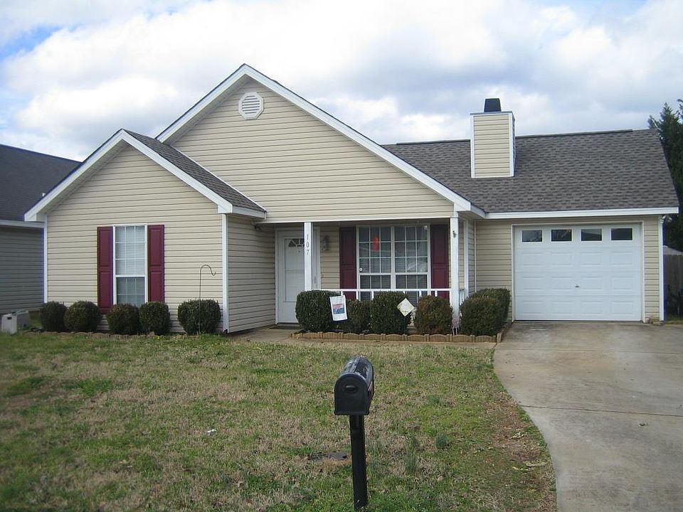 1st image of 107 Alanwood Ct