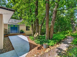 7116 Applewood Dr, Madison, WI 53719