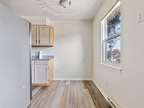 2nd image of 1573 Aspin St #2