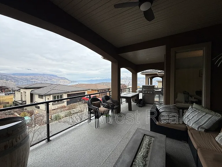 1588 Marina Way — Photo 33