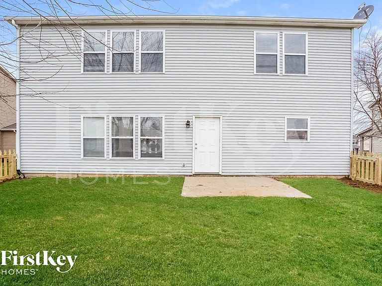 1079 King Maple Dr — Photo 15
