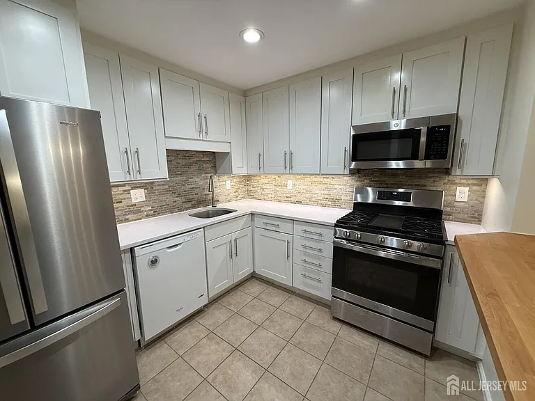 95 Sapphire Ln — Photo 8