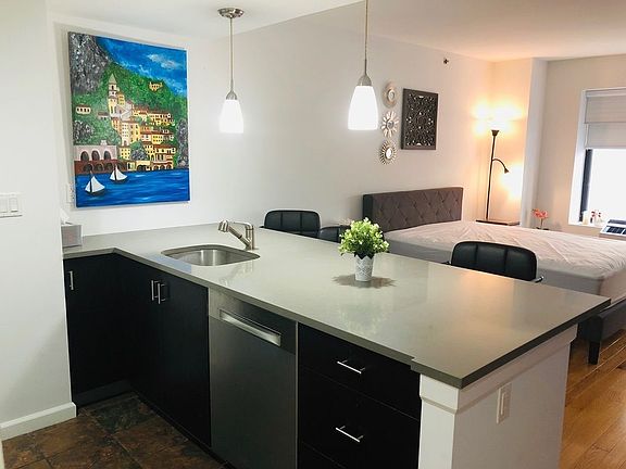 5th image of 189 Avenue C APT 2A
