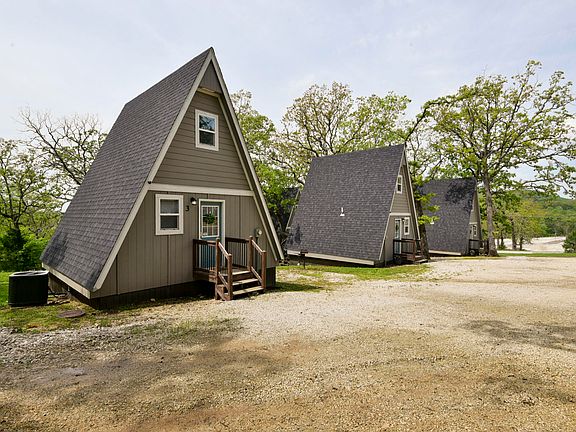 3rd image of 288 Black Oak Resort Lane