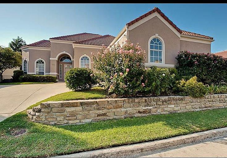 1st image of 3011 Bayside Dr