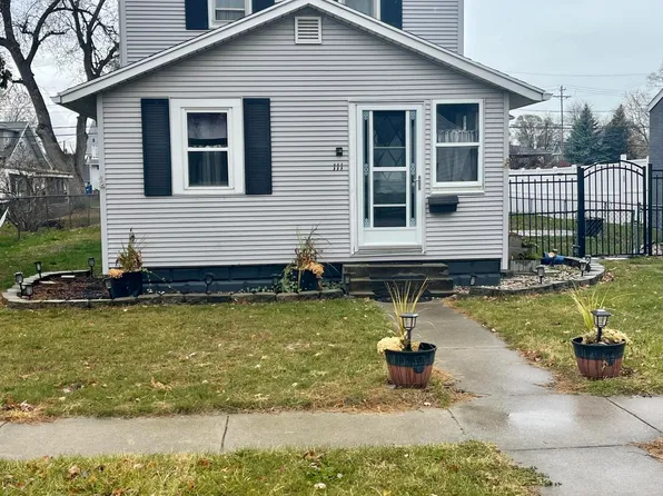 111 Wilber St, Walbridge, OH 43465