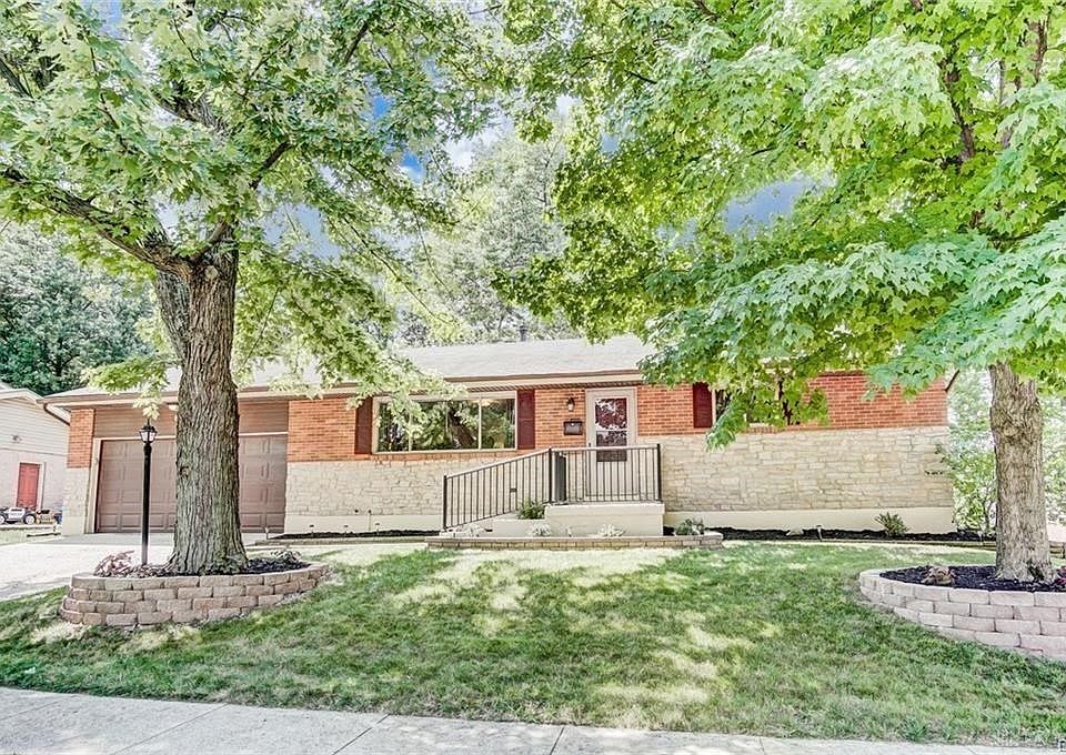 1st image of 3321 Carrier Ave