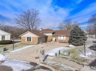 5133 W Timbervue Ct, Peoria, IL