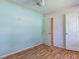 2111 Rimrock Dr, Kemah, TX 77565