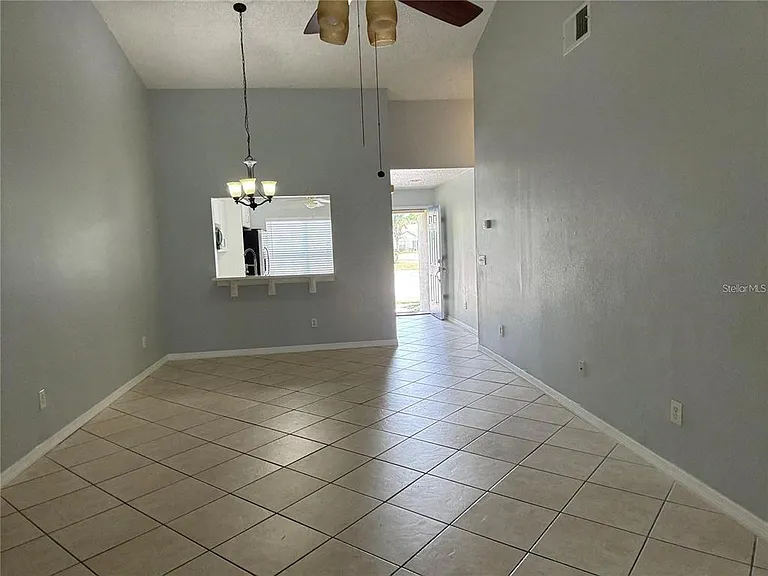 2194 Cypress Bay Blvd — Photo 5