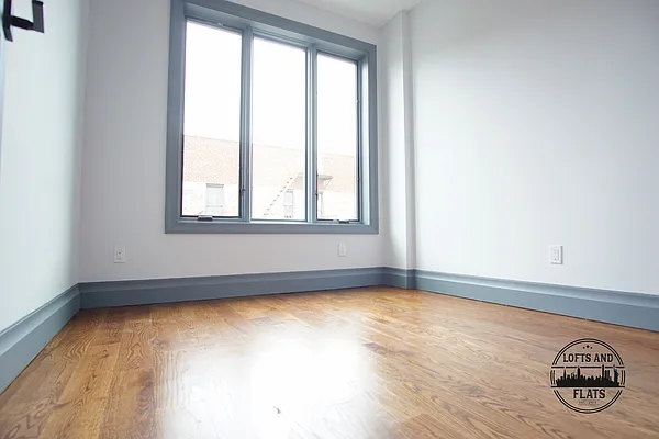 Rented by Lofts and Flats LLC | media 29