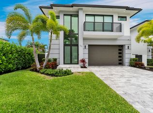 721 S Lake Ave, Delray Beach, FL 33483